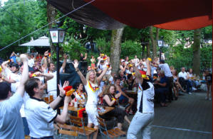 WM Party im Biergarten Lindengarten Trudering